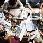 Comment choisir une agence de communication (et éviter de se tromper) ?